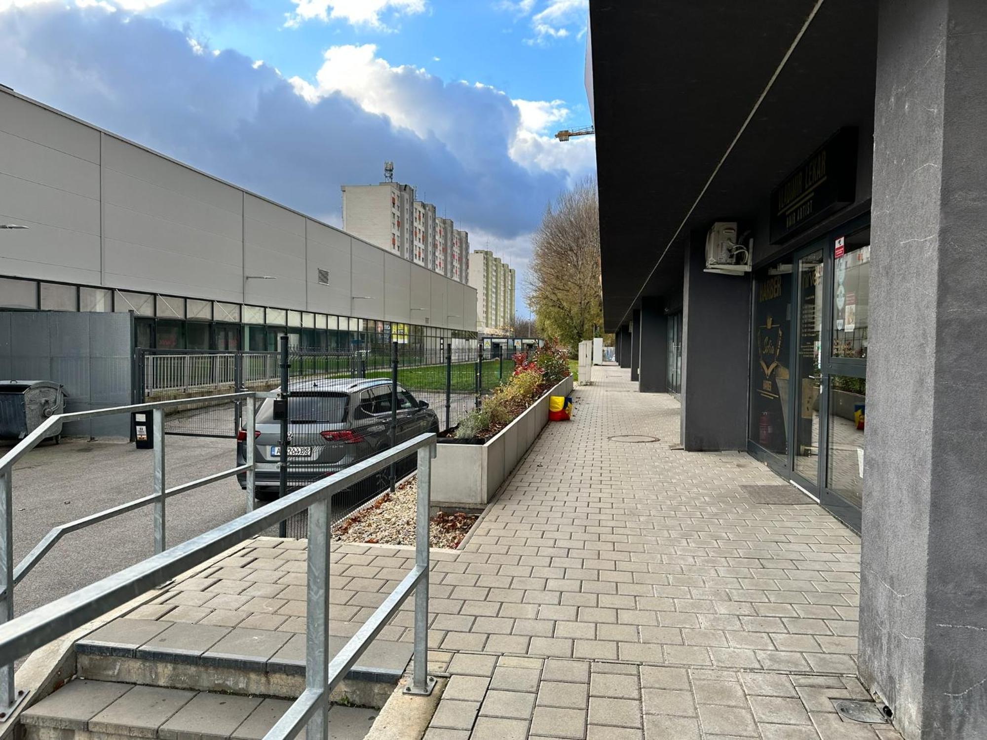 Novozariadeny Apartman Pri Starom Moste Братислава Екстериор снимка